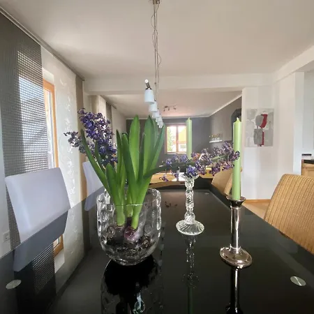 Charmante Ferienwohnung *